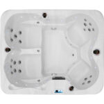 Coral Holiday Let 4 Person Hot Tub